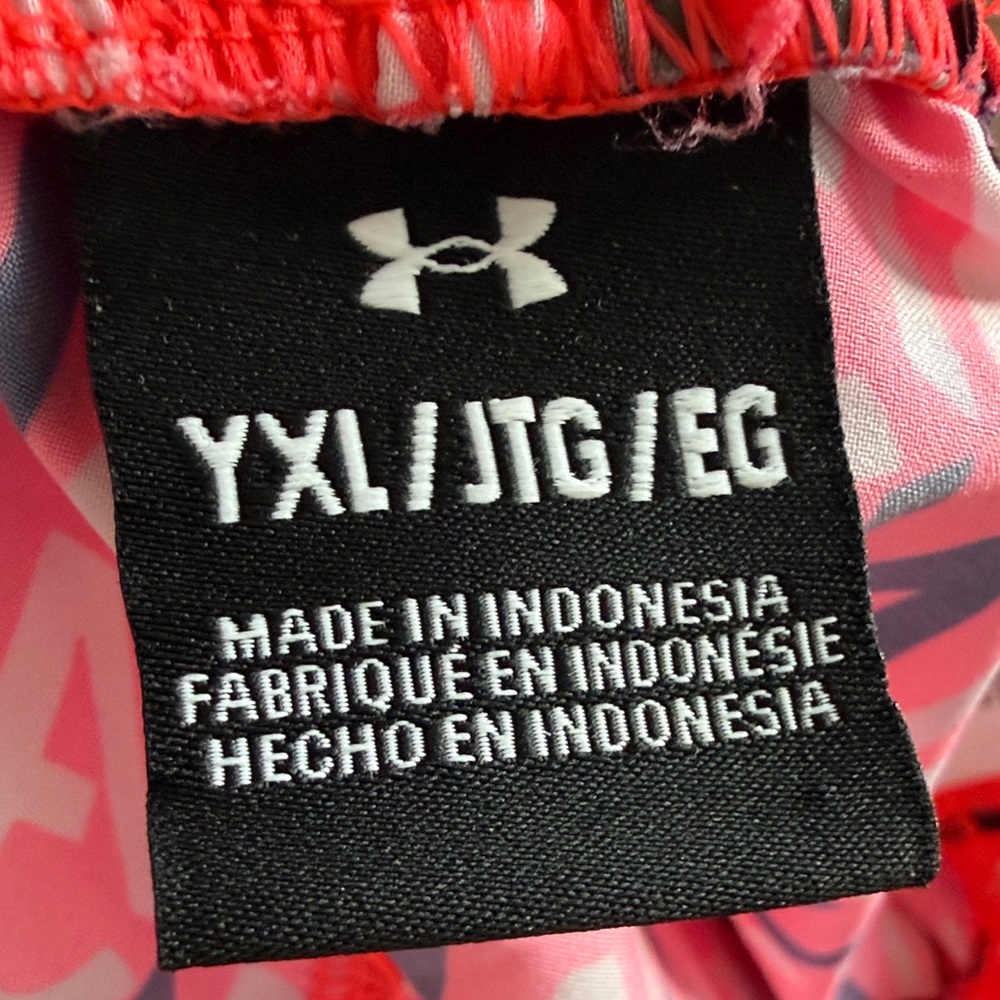 Under Armour Boys Red Black Logo Swim Trunks - Picture 2 of 4